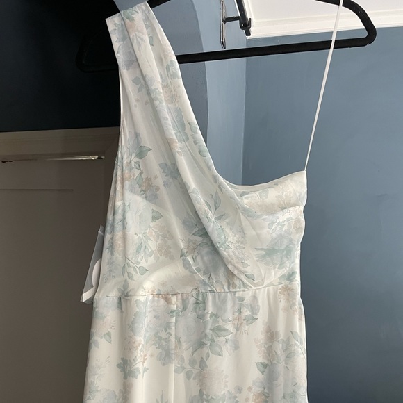 *new* Birdy Grey x Style Me Pretty Kira Dress in Sage Bouquet - Picture 9 of 9